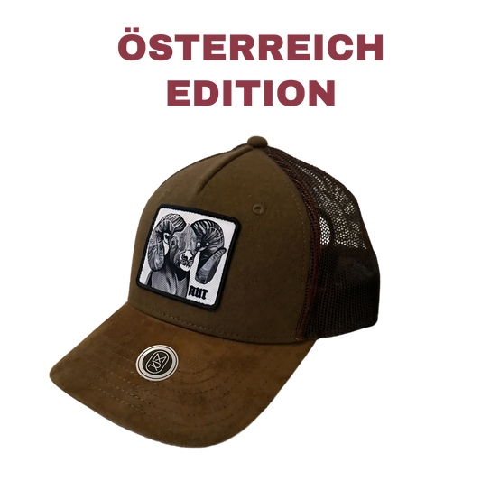 Trucker Cap mit Austria-Stickerei in Nahaufnahme